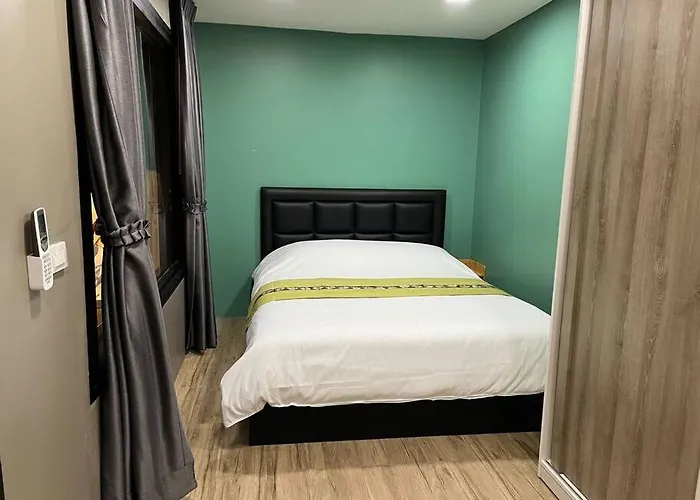 浪漫花园的两卧民宿 独立庭院 近mrt 3 Holiday home