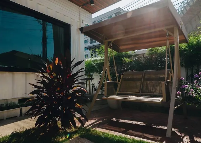浪漫花园的两卧民宿 独立庭院 近mrt 3 Holiday home Bangkok